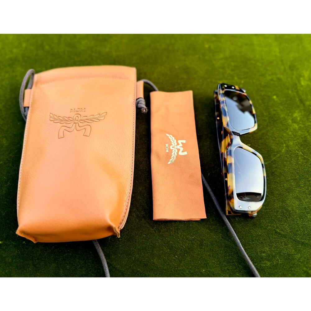 🔥 NWT MCM Worldwide MW0013 Sunglasses + Luxury Leather Drawstring Pouch Set - Picture 9 of 9